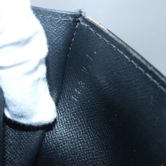 LOUIS VUITTON Epi Montaigne 27 Clutch Bag Black - Picture 10 of 16